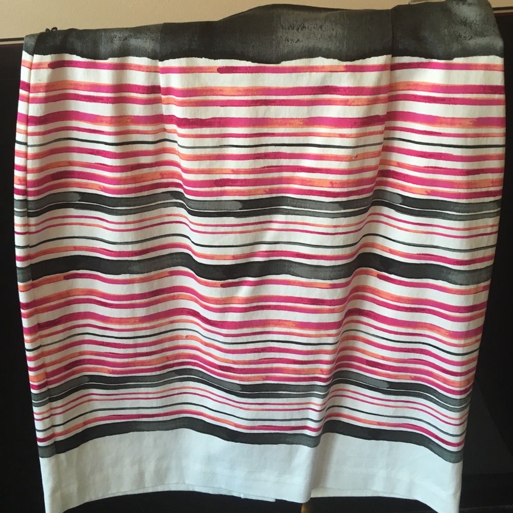 Worthington Pencil Skirt